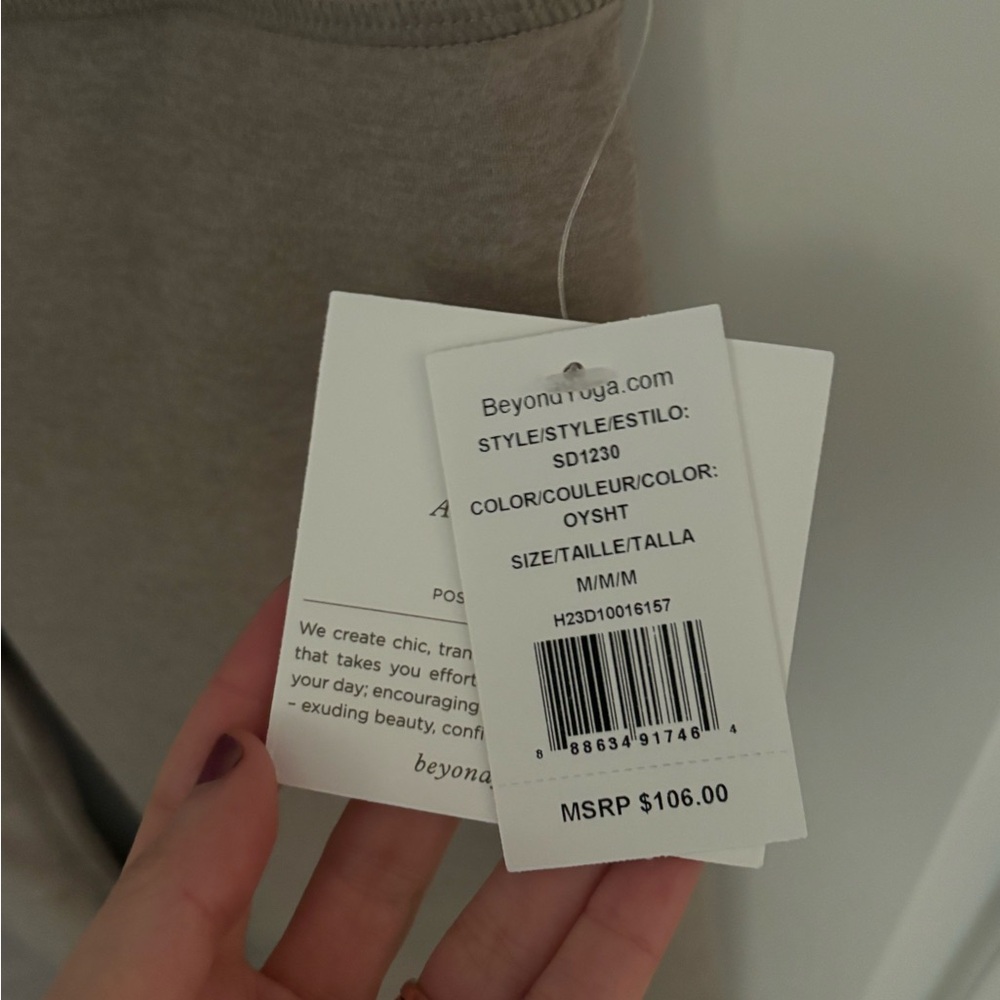 NWT Beyond Yoga Flare Legging - Picture 3 of 3